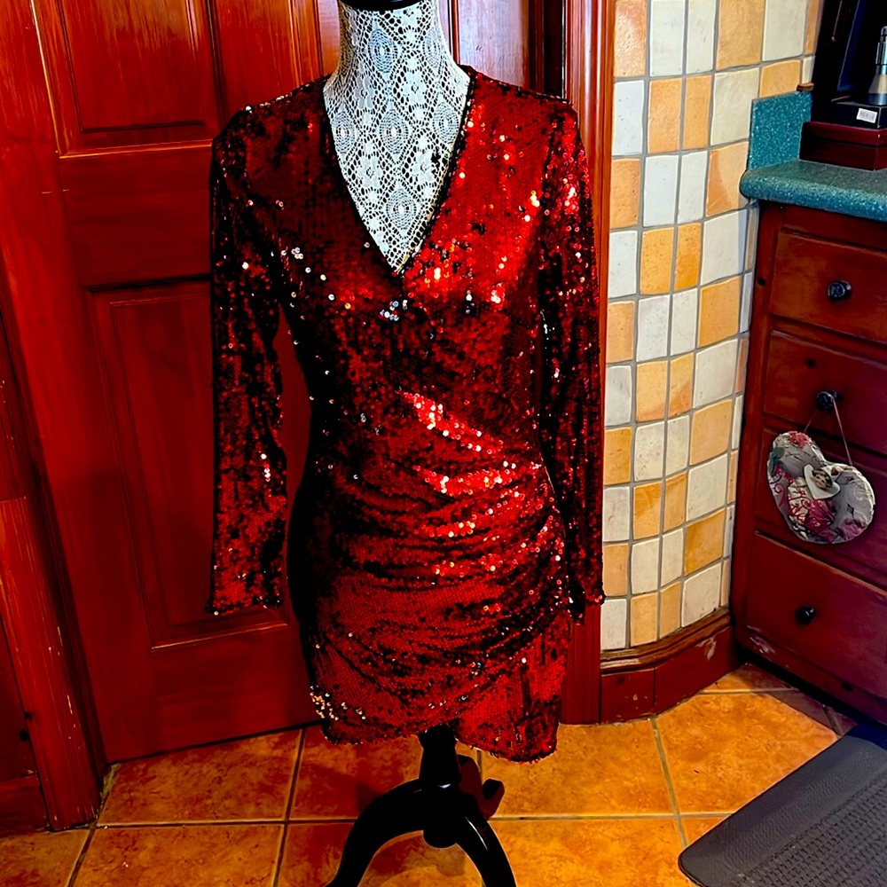 Parisienne sequin dress small mini